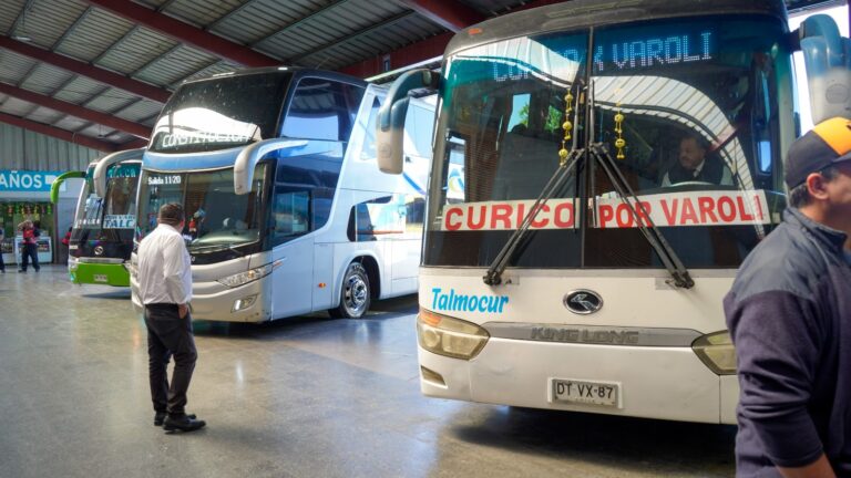 Fortalecen fiscalizaciones en terminales y rutas por último fin de semana largo del año