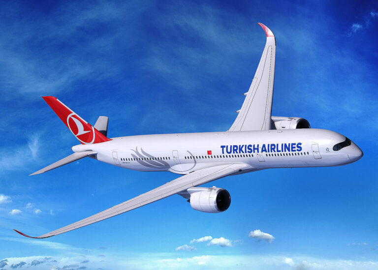 Vuelo de Turkish Airlines es forzado a aterrizar tras muerte inesperada del capitán