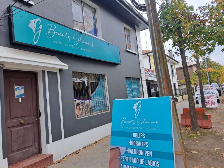 Prohíben funcionamiento de centro de estética en Talca: Fiscalizadora acusó ser retenida en el local