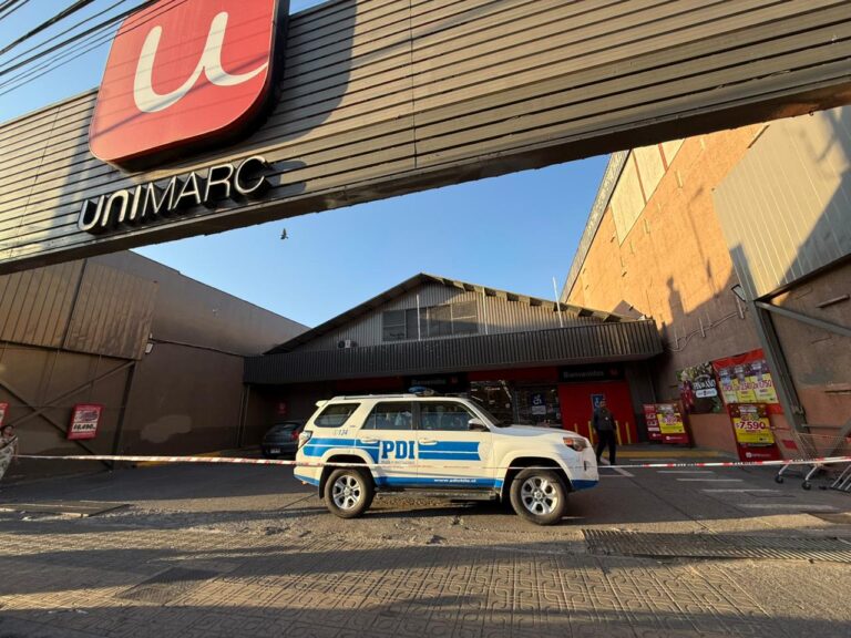 Guardia apuñala a hombre tras altercado en supermercado de Curicó