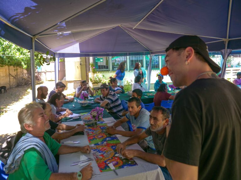 Esperanza y humanidad: Organizan cena navideña solidaria para personasen situación de calle