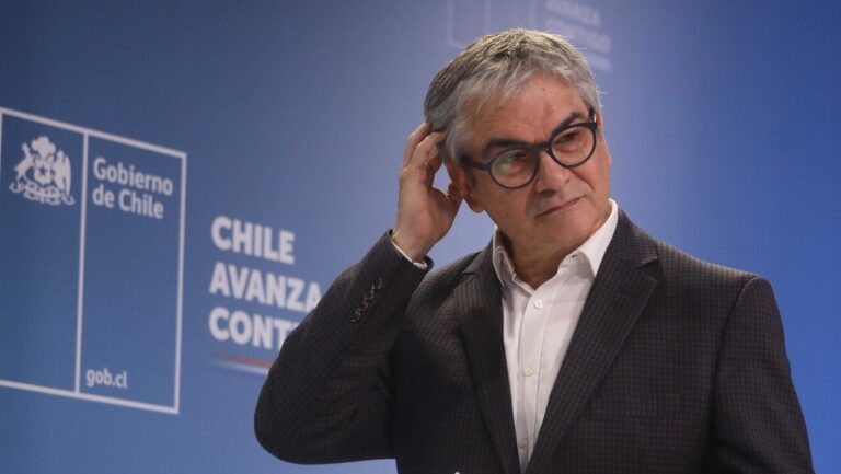 Ministro Marcel justifica millonarios traspasos de Corfo al fisco: “Compensaron menores ingresos en otras partes”