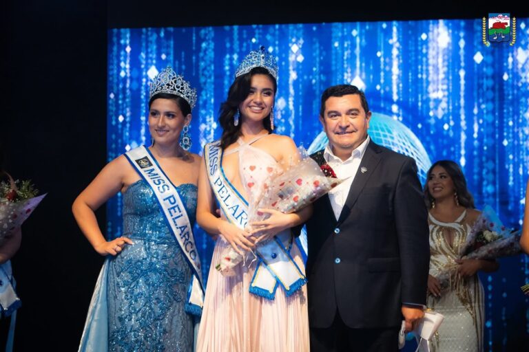 Espectáculo y belleza: Pelarco coronó a su nueva reina 2025