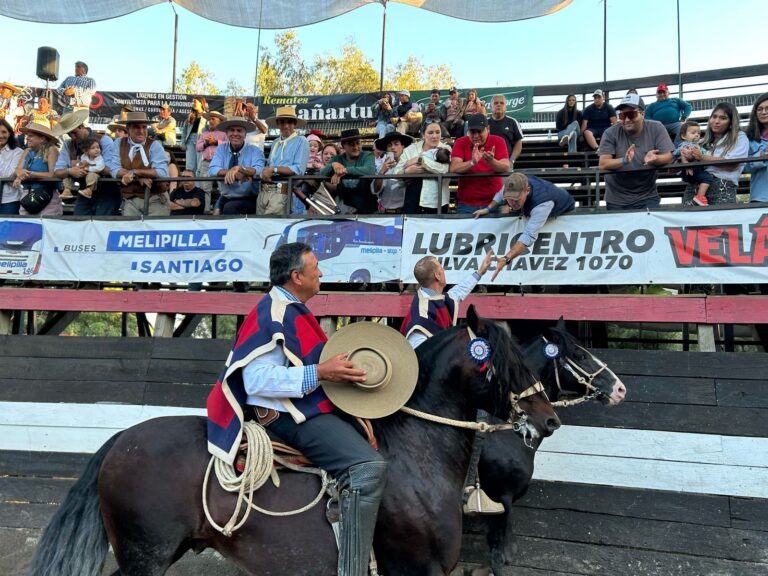 Con garra y talento: Cortés y Moreno sellan su paso al Campeonato Nacional de Rodeo