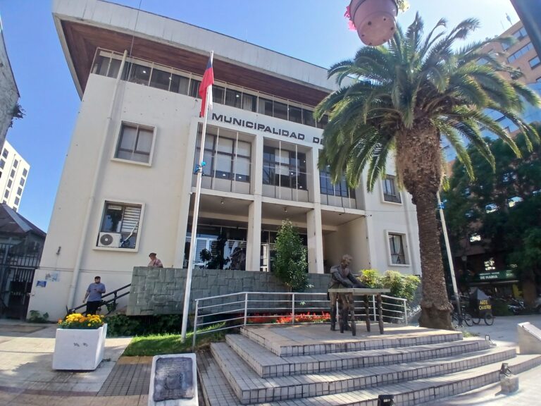 Municipalidad de Talca gastó $90 millones más en celebraciones que en ayuda social, según informe de Contraloría