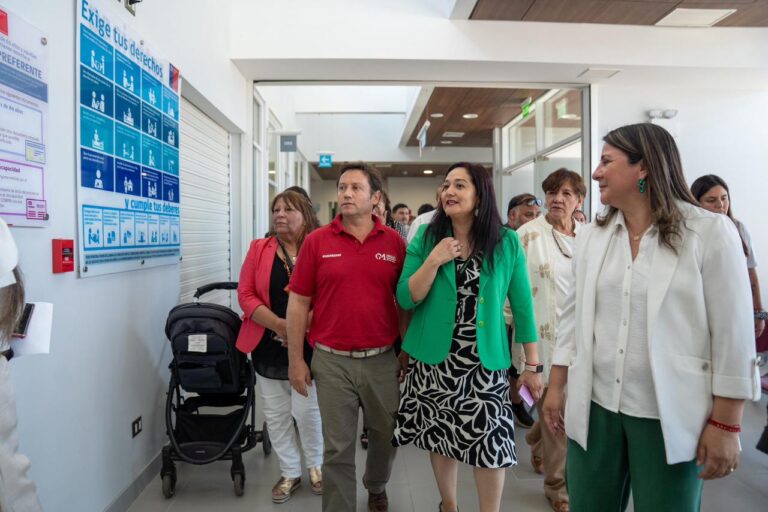 Rauco inaugura moderno CESFAM que beneficiará a más de 10 mil usuarios de la comuna
