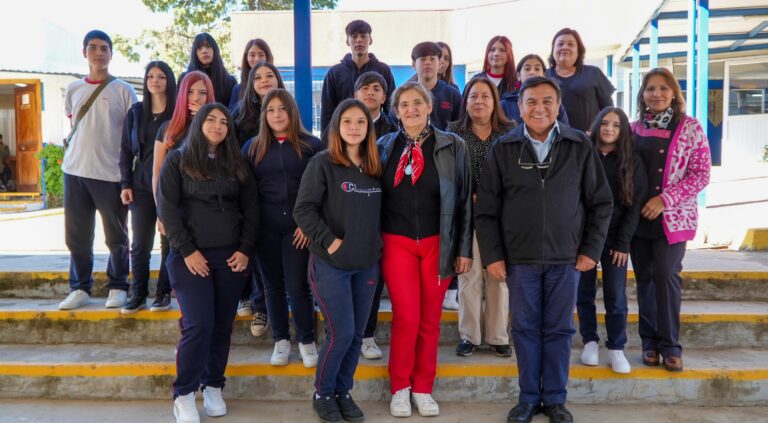 Estudiantes del Liceo Politécnico de Cauquenes destacan alza histórica en resultados SIMCE