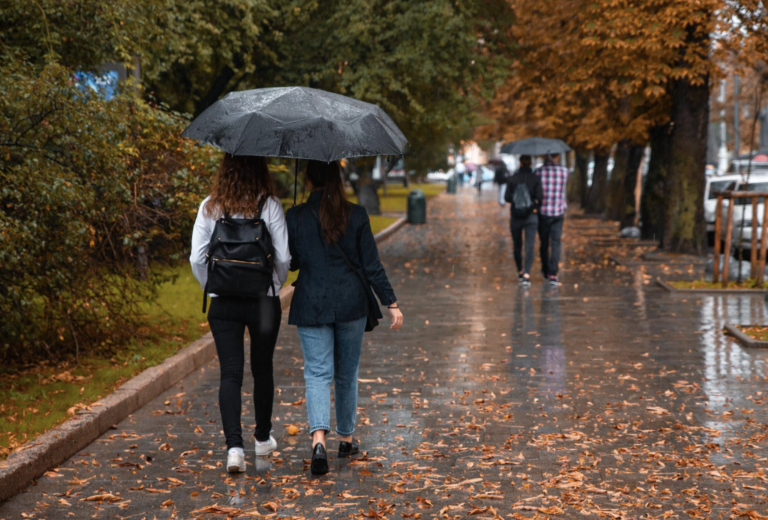 Sistema frontal traerá lluvias y tormentas al Maule con alta intensidad en pocas horas