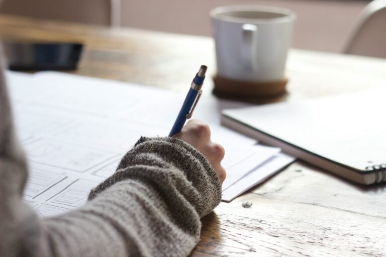 ¿Mañana o noche? Experto revela cuál es la mejor hora para estudiar