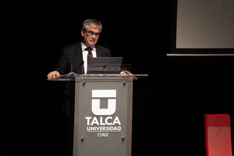 Exministro Marcel critica recortes sin reforma tributaria: “La política económica no debe maximizar el dolor”