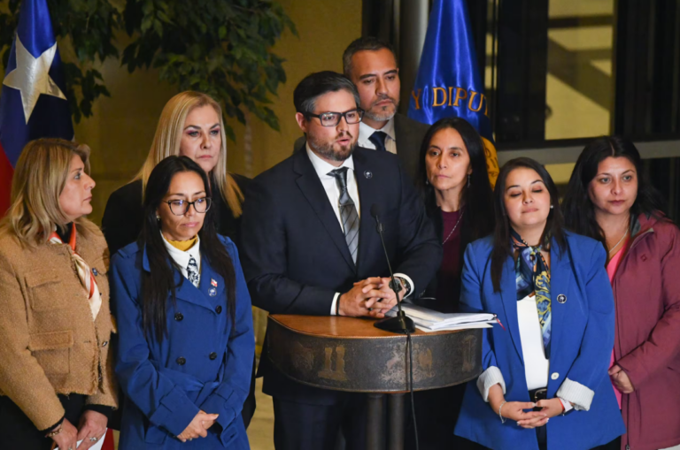 “No cumplieron su palabra”: PDG retira apoyo a megareforma impulsada por Kast y complica al Gobierno
