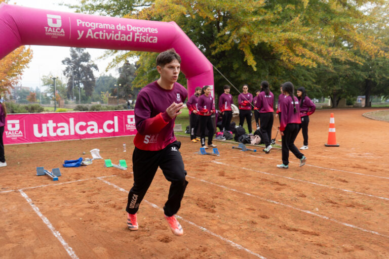 Universidad de Talca impulsa el deporte con renovada pista atlética para toda la comunidad