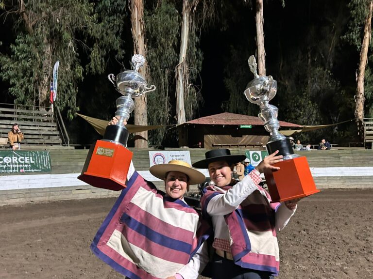 Josefina Easton y Josefina Lepez destacan en la XIV Final Nacional de Rodeo Femenino