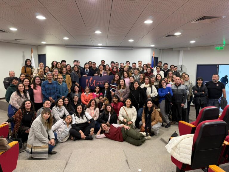 Escuela de Prefiero el Maule reunió a más de 130 emprendedores en taller gratuito de redes sociales en Talca