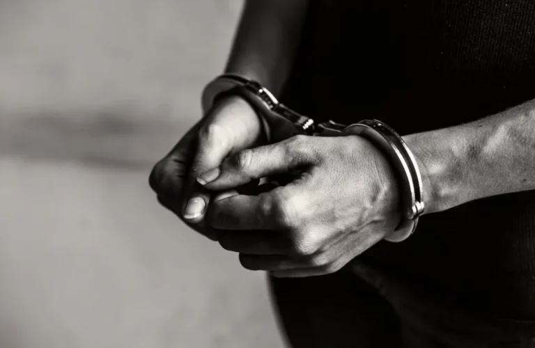 Condenan a imputados por graves delitos sexuales en el Maule: uno recibió más de 30 años de cárcel