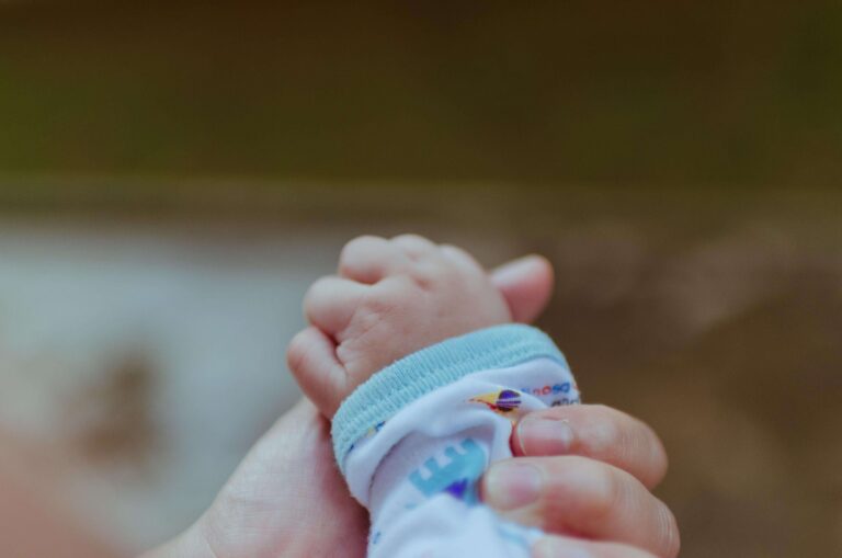 Declaran culpables a padres por muerte de bebé en Curicó
