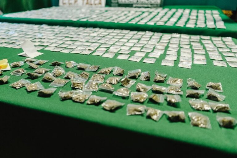 Operativo en cárcel de Talca decomisa 800 dosis de droga y evita su distribución