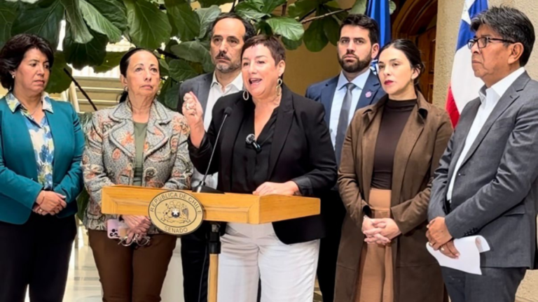 Senadora Beatriz Sánchez emplaza a la derecha: “¿Por qué siguen negándose a levantar el secreto bancario si sirve para frenar al narco?”