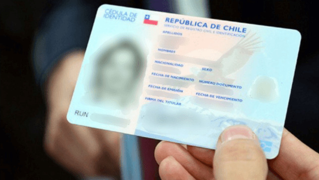 Registro Civil entregó cédulas definitivas a migrantes sin requisitos