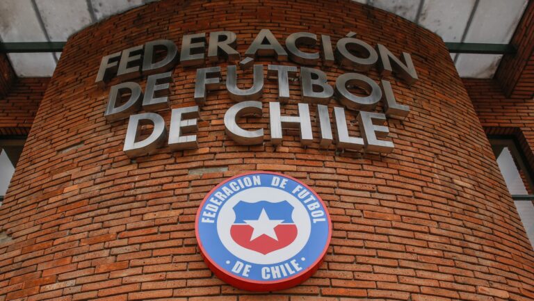 Sistema frontal paraliza el fútbol chileno este fin de semana: ANFP cancela partidos