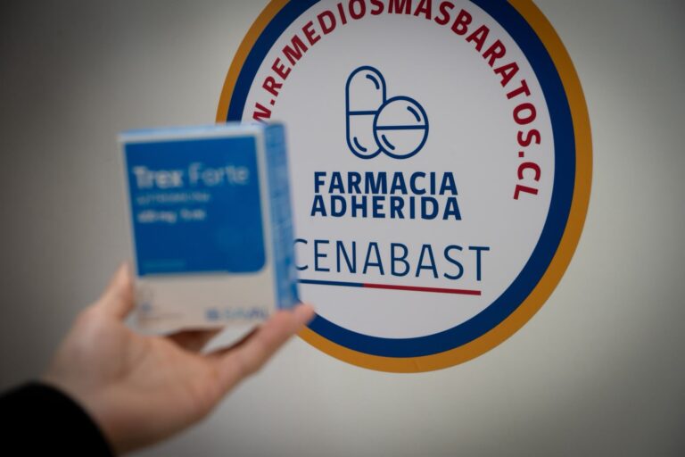 Más acceso a medicamentos: 91 farmacias ofrecen precios rebajados en el Maule por Ley Cenabast