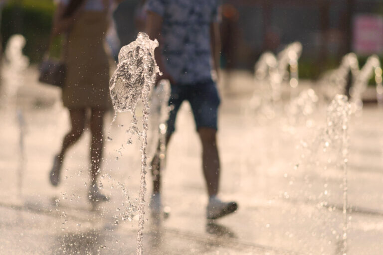Cambio climático eleva las temperaturas en Europa: ¿Podría ocurrir un domo de calor en Chile?