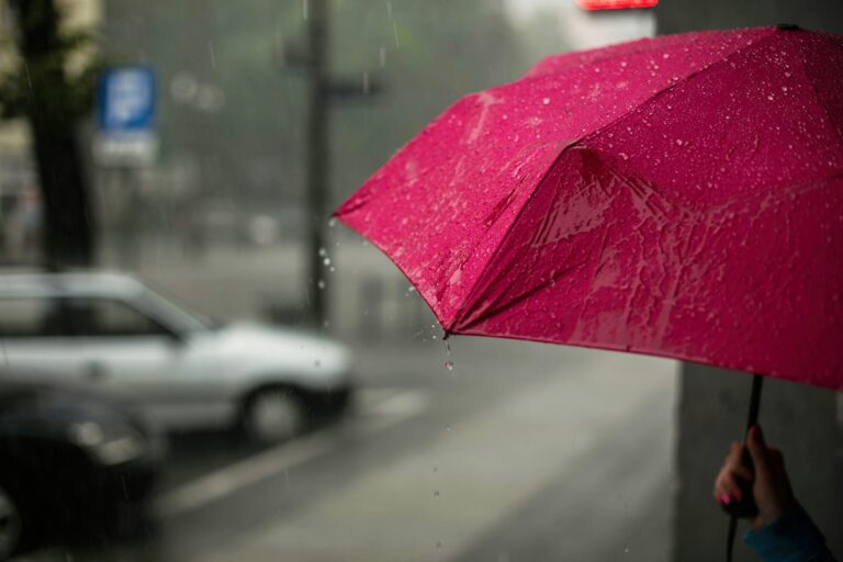 Alerta por lluvias en el Maule: sistema frontal podría dejar hasta 50 mm de agua